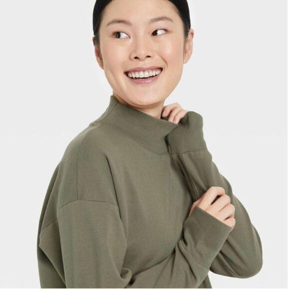All In Motion Women’s French Terry Butter Wash Sweatshirt Army Green XL NWT - Picture 1 of 15